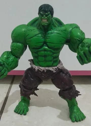 ACTION FIGURE INCRIVEL HULK MARVEL SELECT DIAMOND