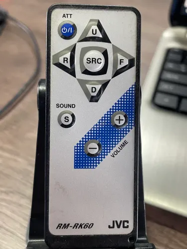 Controle Sony para som automotivo