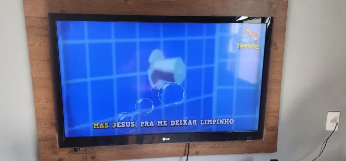 TV LG 47" (LEIA)