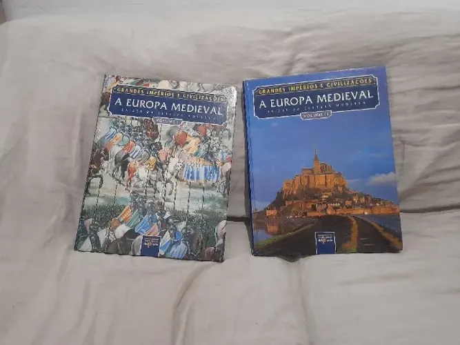 Grandes Impérios e Civilizações - A Europa Medieval (Volumes 01 e 02)