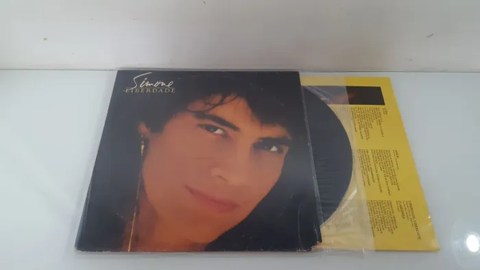 Vinil Simone