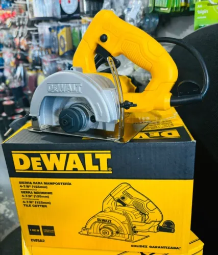 Serra Mármore 1400w Dewalt  