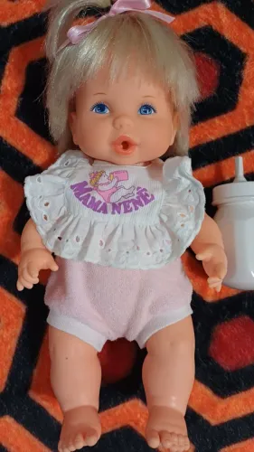 Boneca Mama Nenê Estrela funcionando com caixa