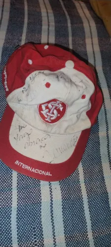 Boné autógrafado Fernandão Sport o clube internacional 
