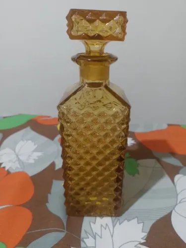 Garrafa Antiga de Vidro p/ Bebidas Usada