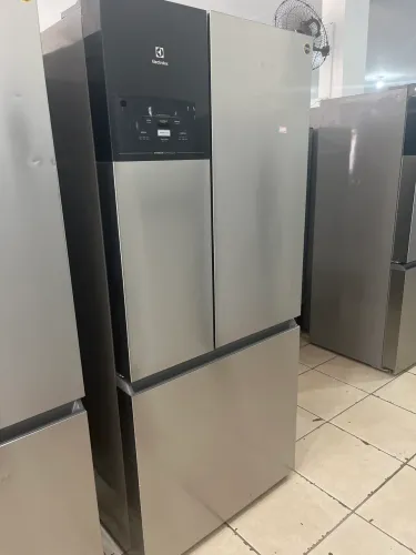 Geladeira Electrolux 3 portas