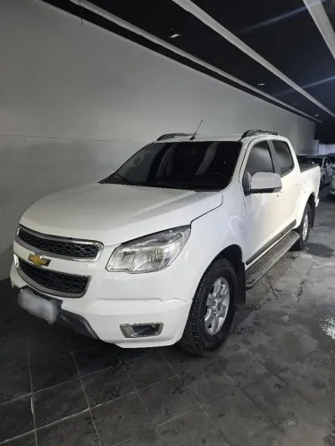 Chevrolet S10 Pick-up LT 2.8 TDI 4X2 CD Diesel AUT 2014