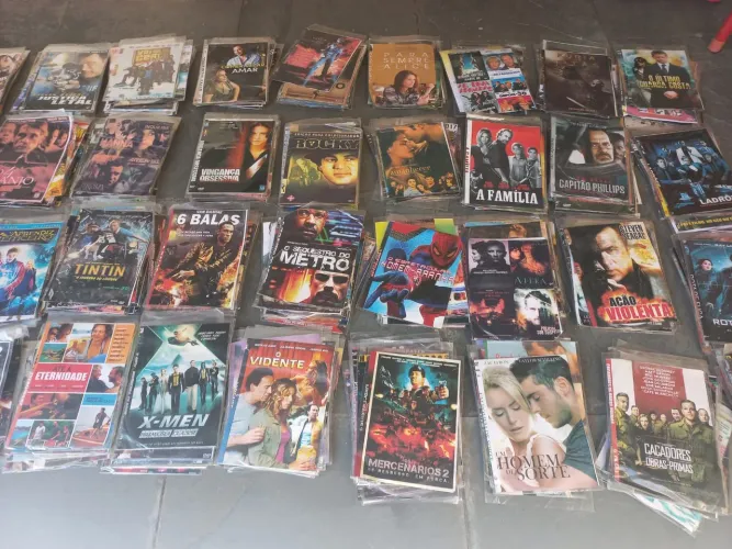 Coleção de DVDs: Ação, Aventura, Drama 720 peças e mais!
