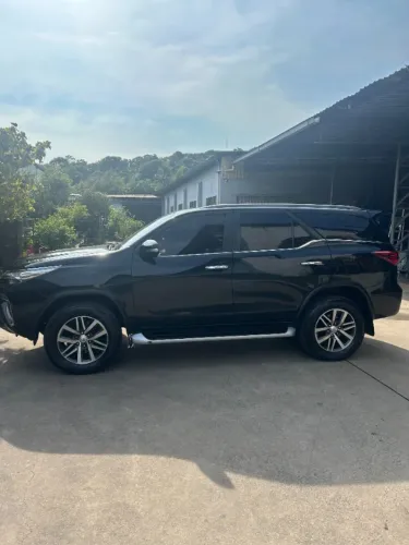 Toyota Hilux SW4 SRX 4X4 2.8 TDI 16V Dies. Aut. 2017