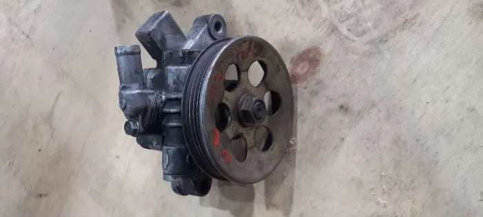 Bomba direção hidraulica Honda CRV 1999