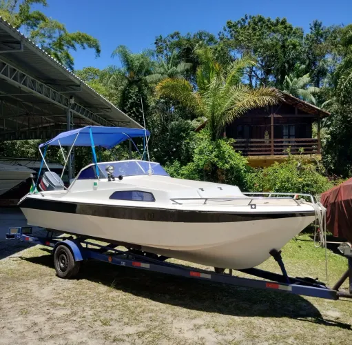 Oportunidade! Lancha Cassarino Cabinada 2003 Motor Yamaha 90HP 2T