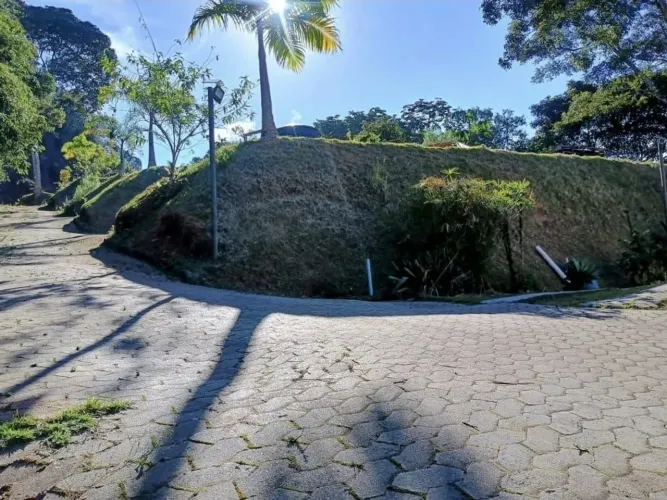 ÁREA DE 38.000M2  NO CENTRO DE DOMINGOS MARTINS 