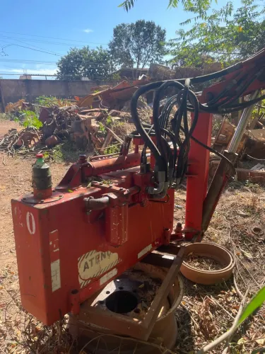 Roçadeira hidráulica articulada Lavrale - RHA 