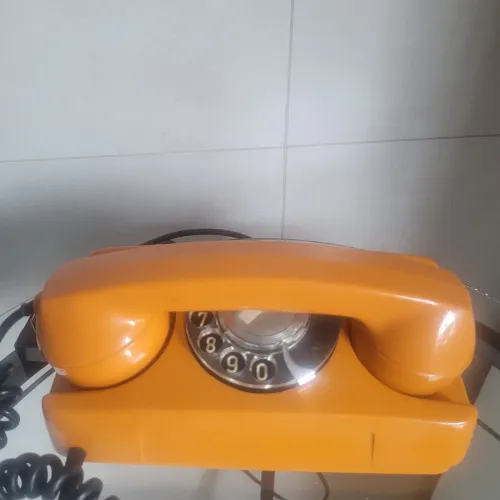 Telefone antigo 