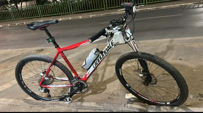 Cannondale Lefty Carbon Flash 4