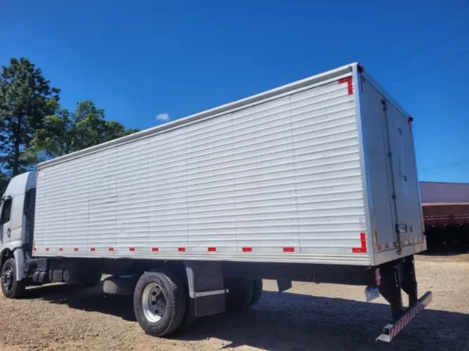 Baú térmico (Cod.: 715)