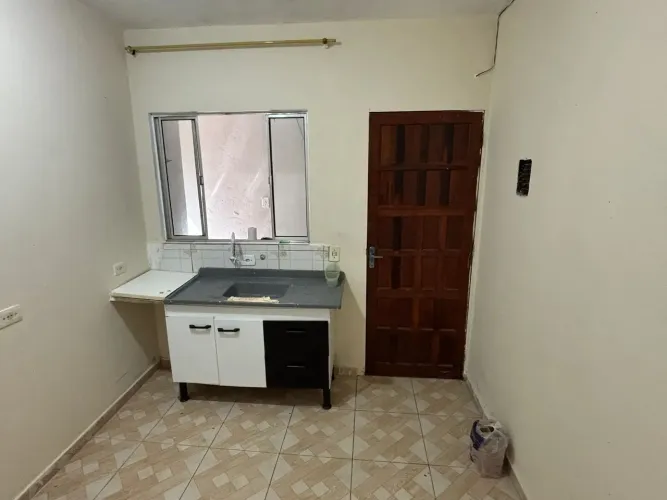 Terrea com 01 quarto - Jd Nossa Senhora de Fatima - Embu das Artes