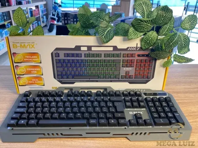Teclado Gamer Semi Mecânico B-MAX BM-T05 LED RGB - ABNT2 - Acabamento em Metal