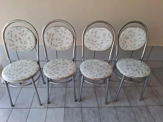 Cadeiras de cozinha Carraro 
