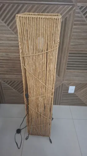 Luminária de Chão Retrô (127v)