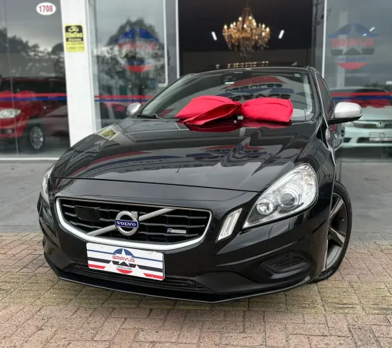 Volvo S60 T-6 R-design 3.0 AWD 4P 2013