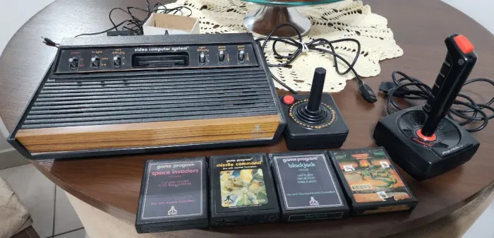 Atari 6 Chaves Americano Frente De Madeira - Com mod Rgb