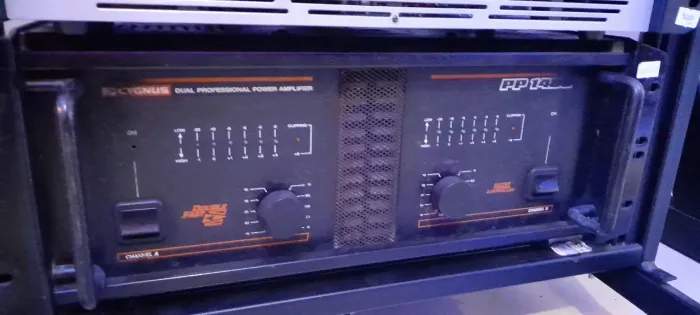 Amplificador cygnus pp1480 relíquia usado