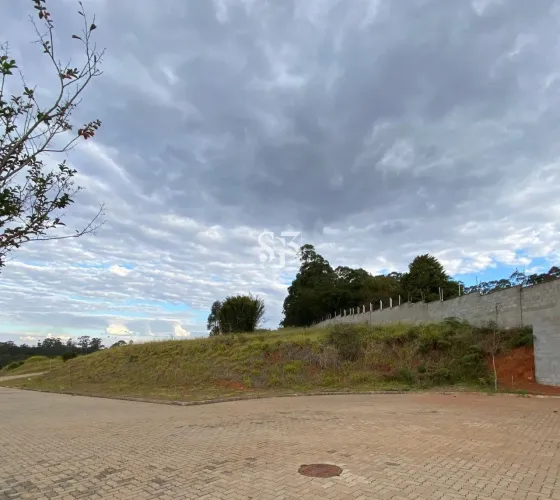 LINDO TERRENO COM PROJETO À VENDA EM CONDOMÍNIO - ITATIBA,SP