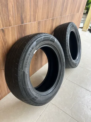 2 pneus aro 17 225/60