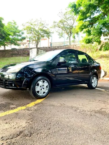 Ford Fiesta Sedan 1.0 8V Flex 4P 2008