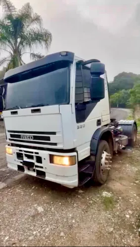  IVECO CURSOR 450E ANO 2009