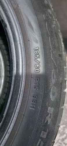 Pneus Pirelli P1
