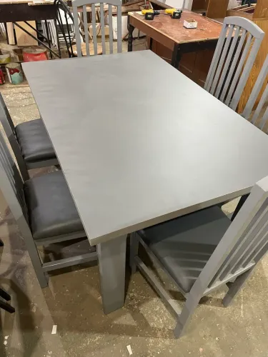 Jogo de jantar mesa 1,5x95 com 6 cadeiras em laca cinza com estofado