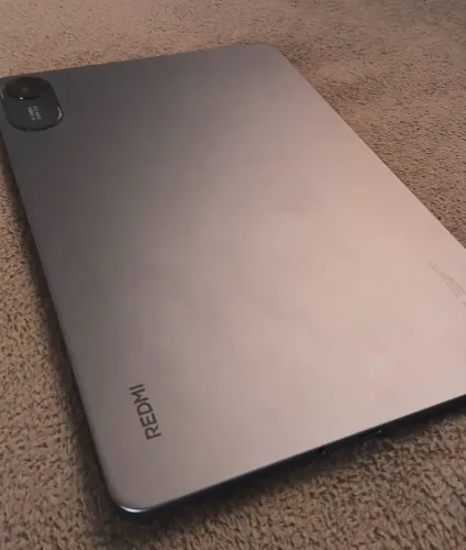 Redmi Pad 2 11 semi novo em perfeito estado. Usado apenas durante 2 meses