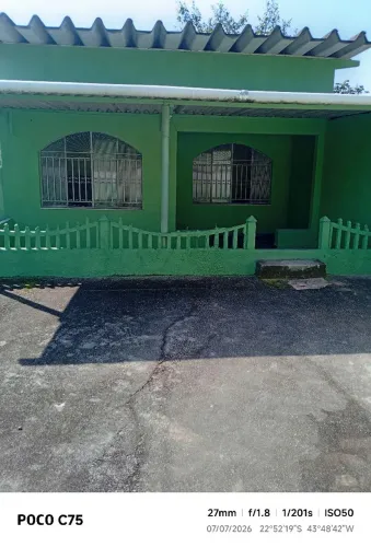 Alugo casa em Itaguaí