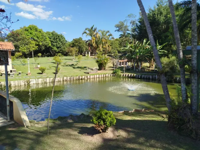Chacara com 7531m com Lago