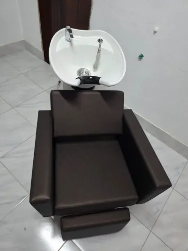 Lavatório e cadeira salão kixiki