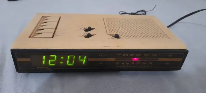 Rádio relógio Digital SEIKO HQ, funcionando, RARIDADE