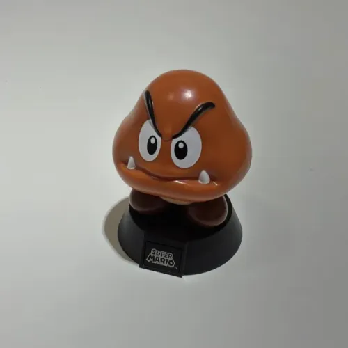 Mini Luminária Goomba Mario Bros - Importado