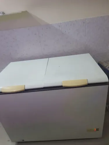 Freezer balcão