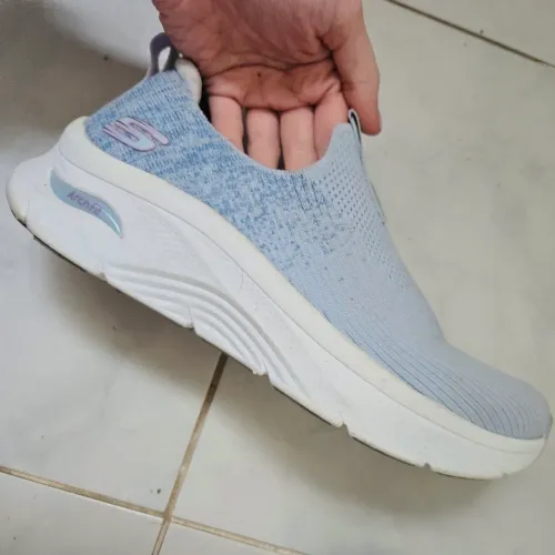 Skechers TAM 37 Arch Fit Air Cooled Azul Claro sn: 149684