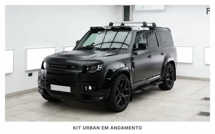 Land Rover Defender 2024