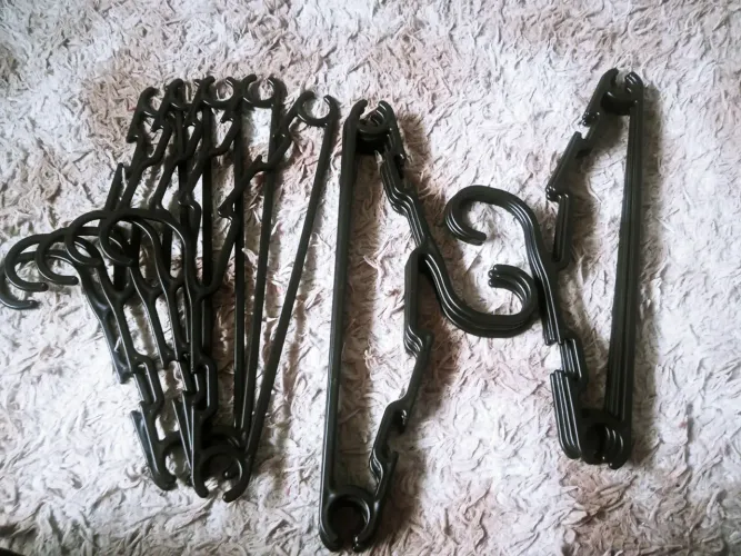 Kit c/ 100 Cabides Adultos