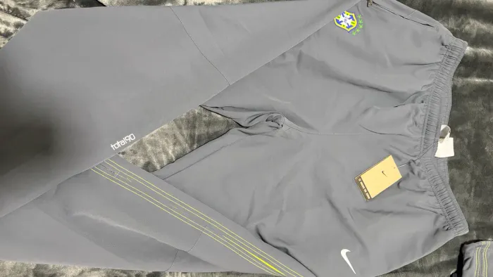 Calça Nike seleção brasileira