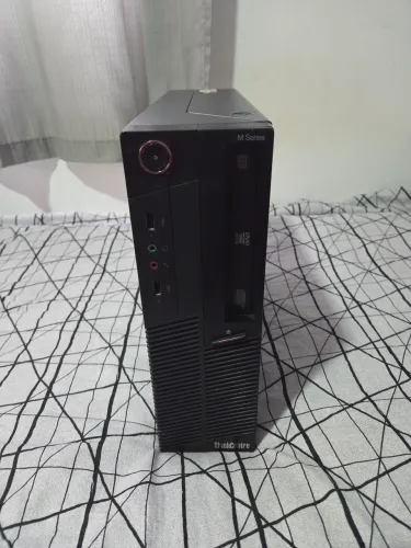 Computador Lenovo thinkcenter i5, 6gb ram, ssd 240gb.