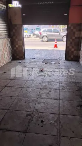 Prédio : / Comercial / Vila Isabel