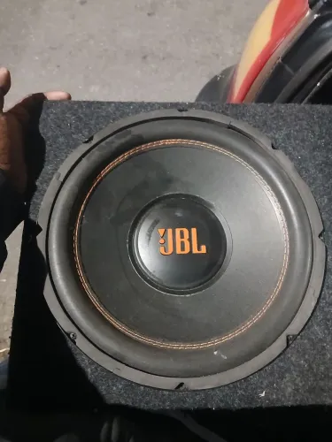 Caixa de som de carro