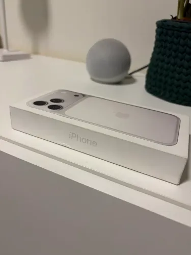 iPhone 17 Pro Max 256GB Silver Lacrado