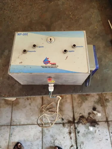 Vendo 3 dosadores pra máquina de lavar louças