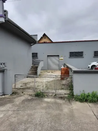 Galpão para alugar, 88 m² por R$ 2.800,00/mês - Anita Garibaldi - Joinville/SC